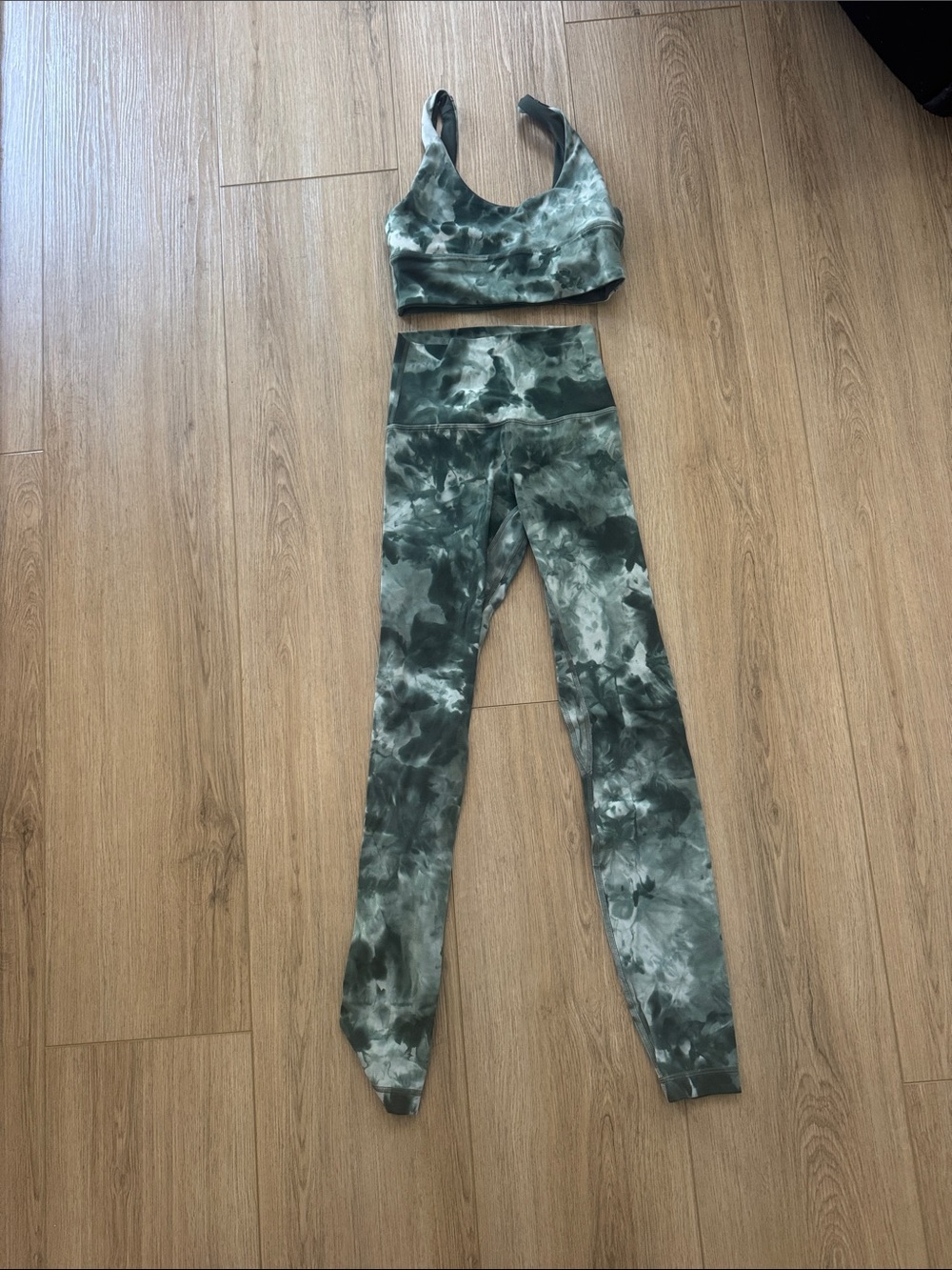 LULULEMON ALIGN LEGGINGS diamond dye fabric